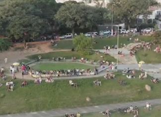 Quarentena: Drone regista imagens da praça do Pôr do Sol na capital de SP e aparece LOTADA DE PESSOAS