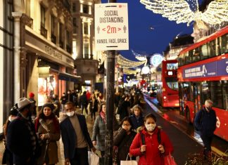 Londres fechará os bares, restaurantes e museus para frear contaminações de Covid-19